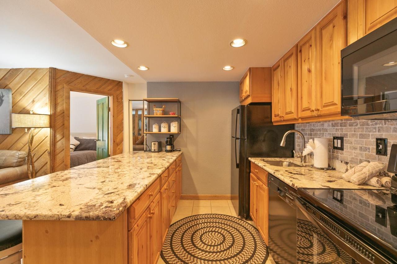 Trails End Starry Night Condo - Downtown Breck, Ski In-Out Breckenridge Dış mekan fotoğraf